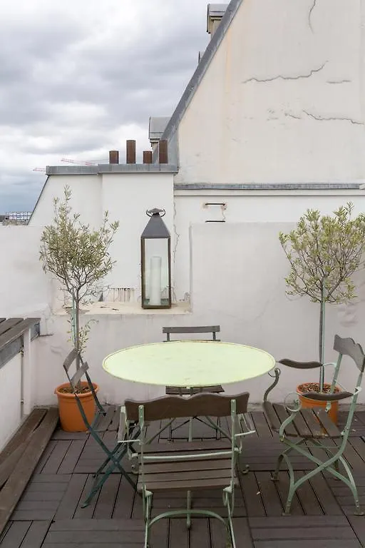 Dauphine Pont Neuf Apartment